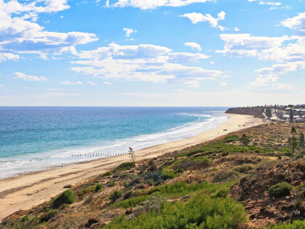 Отель Moana Beach Tourist Park Экстерьер фото